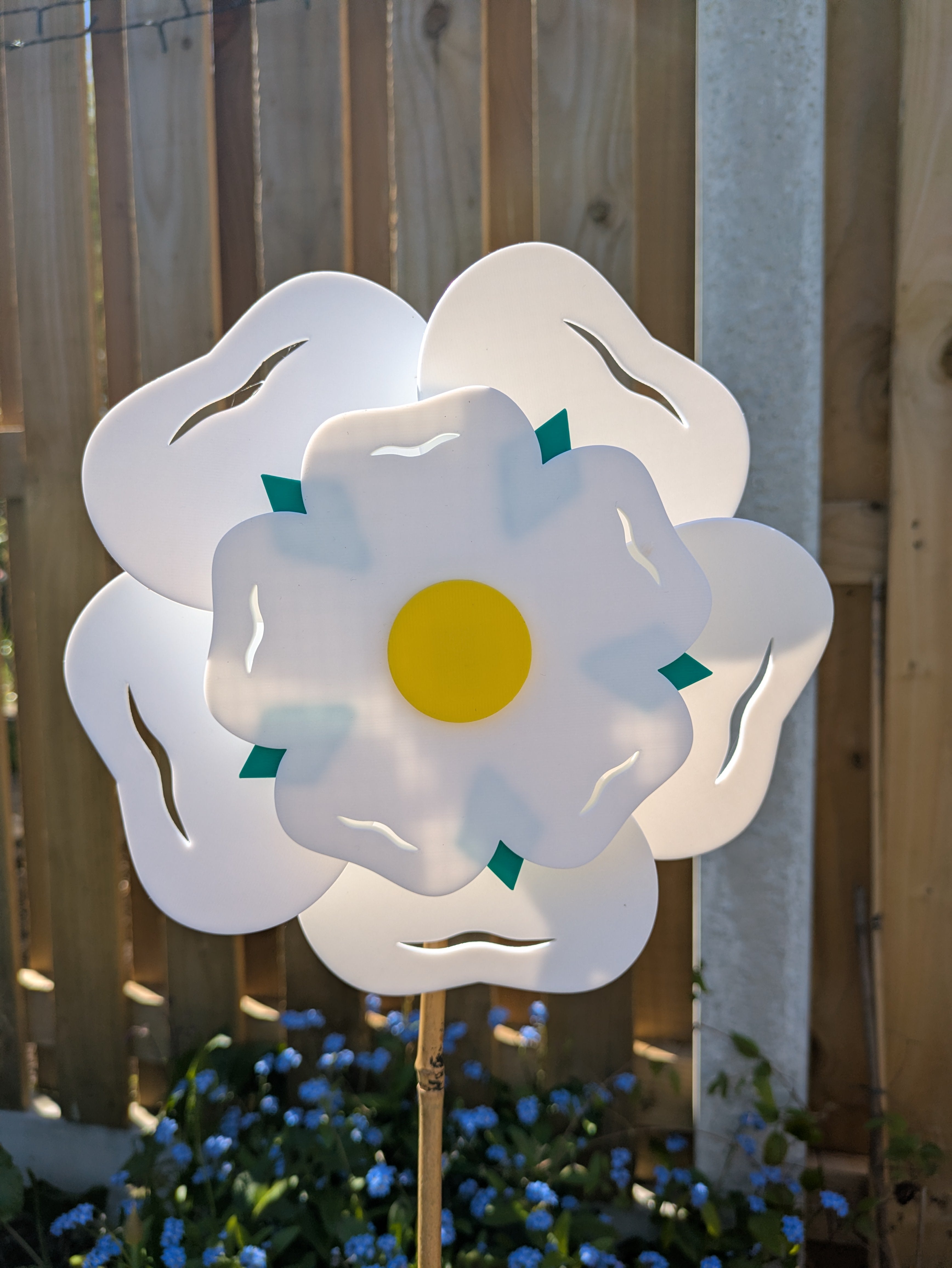 Yorkshire White Rose Wind Spinner | Steel Bearings, Garden Art