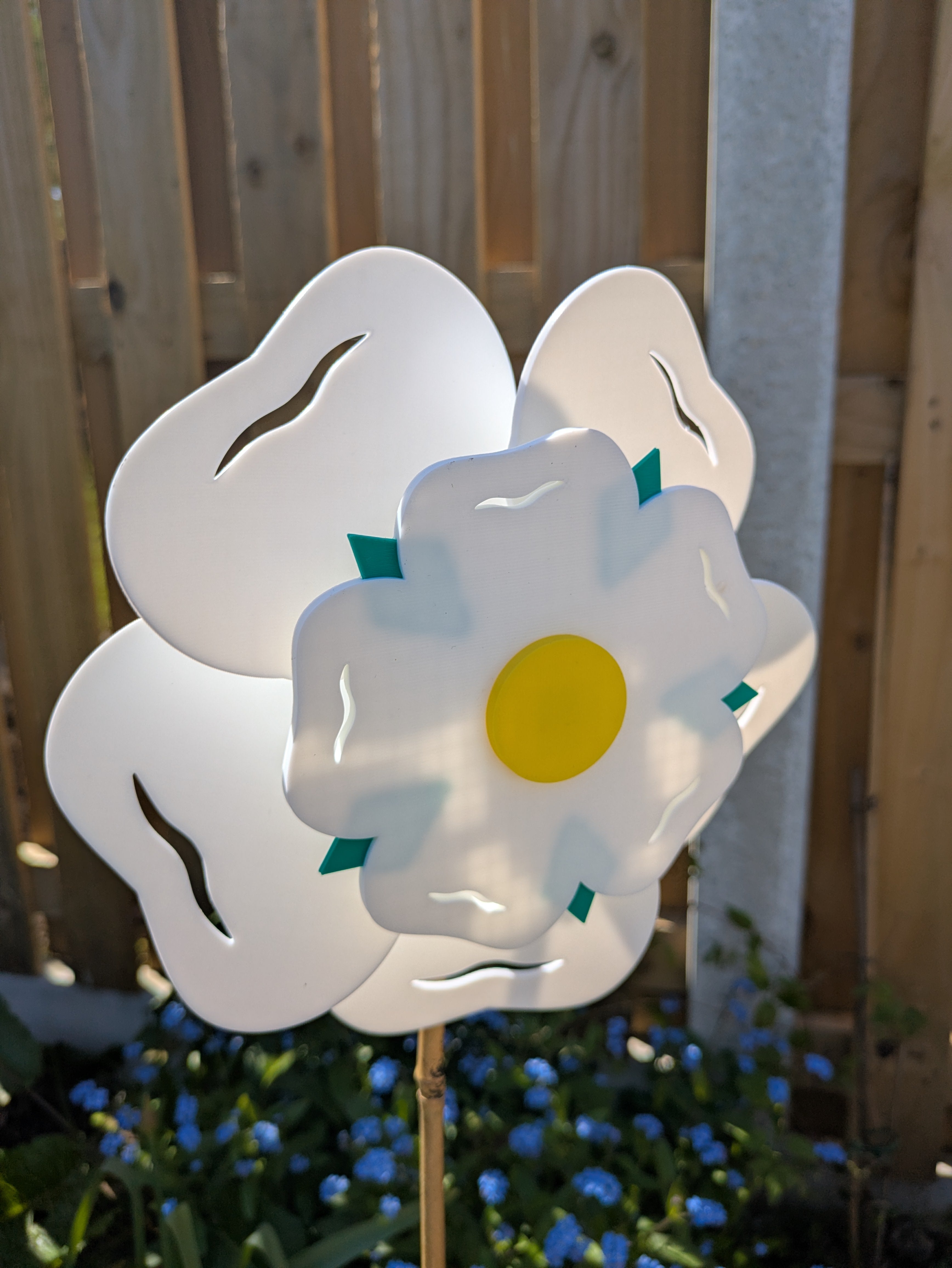 Yorkshire White Rose Wind Spinner | Steel Bearings, Garden Art