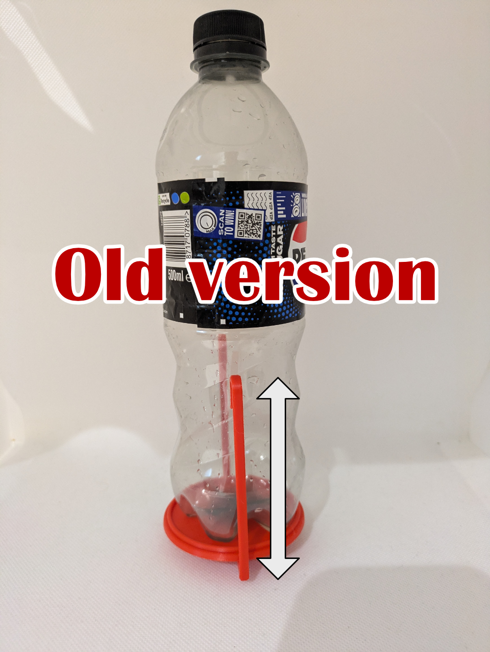 Airline Cup and Bottle Holder: Jet2 Flying Hack